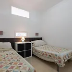 Sunny One Bedroom Апартаменти Малага