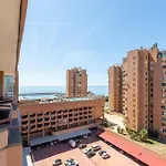 Sunny One Bedroom *