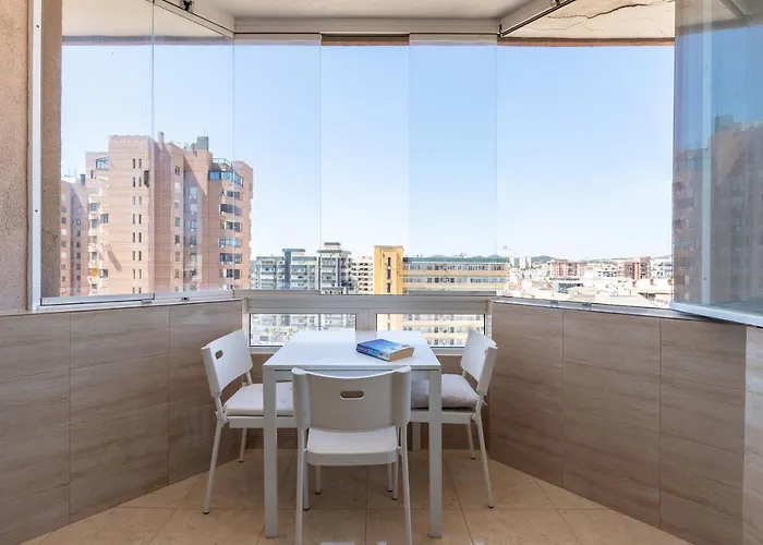 Sunny One Bedroom Appartamento Málaga